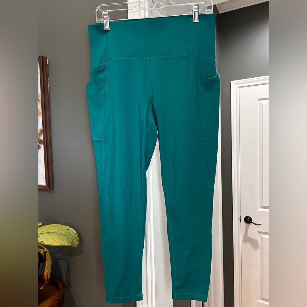 Xersion Green Women's Leggings
